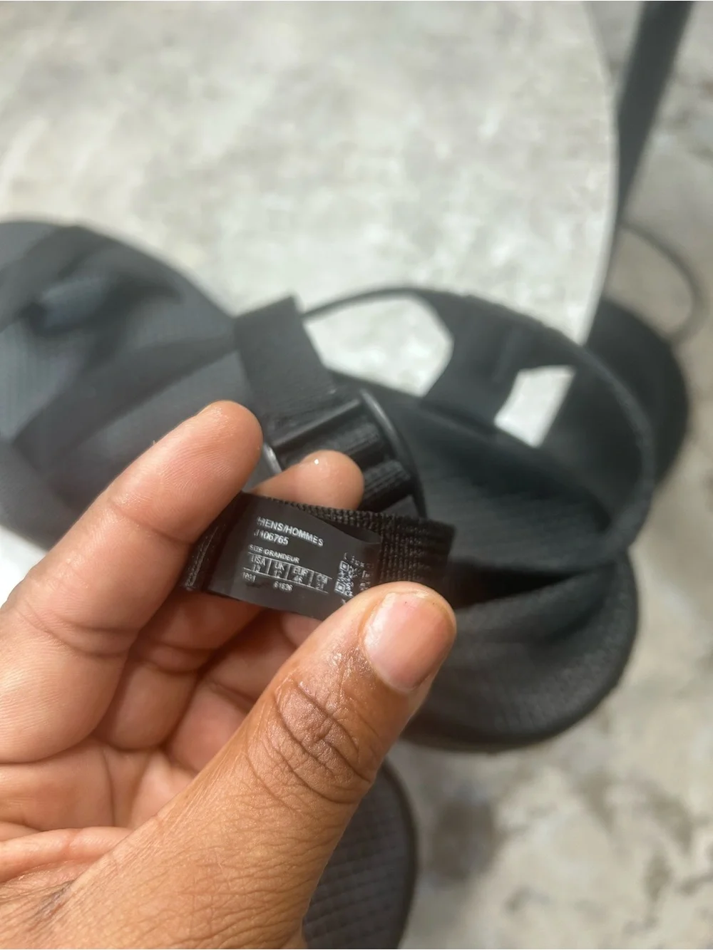 Chaco Men’s Size 13  Black Strappy Comfort Sandals